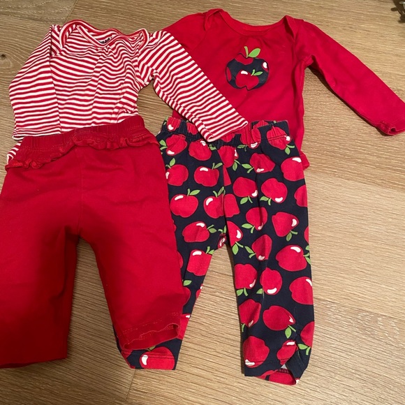 Bundles 4-piece Set - Picture 1 of 2